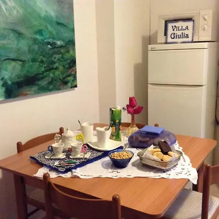 Apartment Giulia *