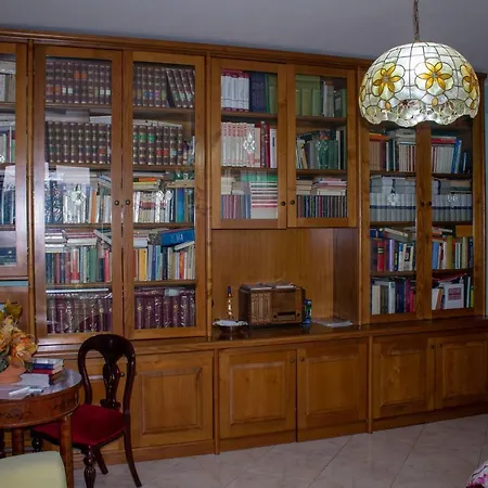 Giulia Apartment *